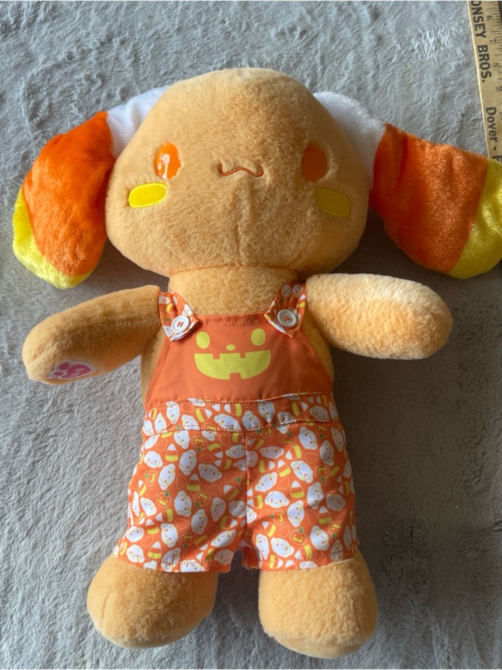 Sanrio cinnamon roll Halloween edition build a bear lg